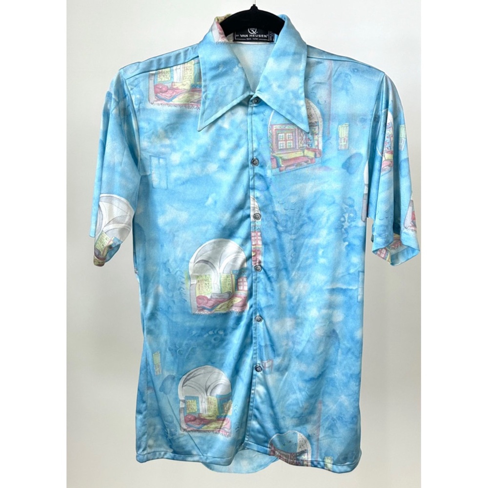 VINTAGE 1970S VAN HEUSEN PRINTED NYLON SHIRT in Sky Blue-Size Mens Small